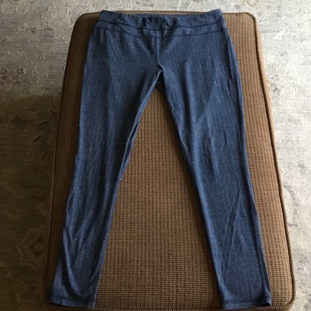 Women's Blue abstract Leggings Tek Gear Size L Short cotton poly spandex